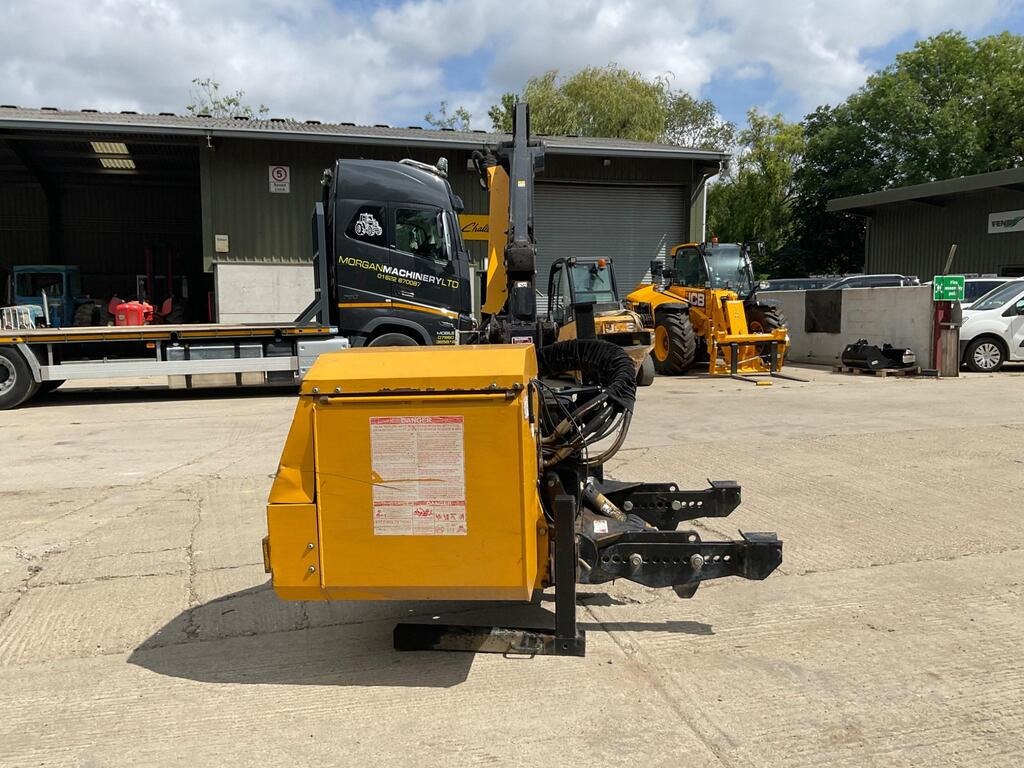 
								2018 McConnel PA6585 Mower full									