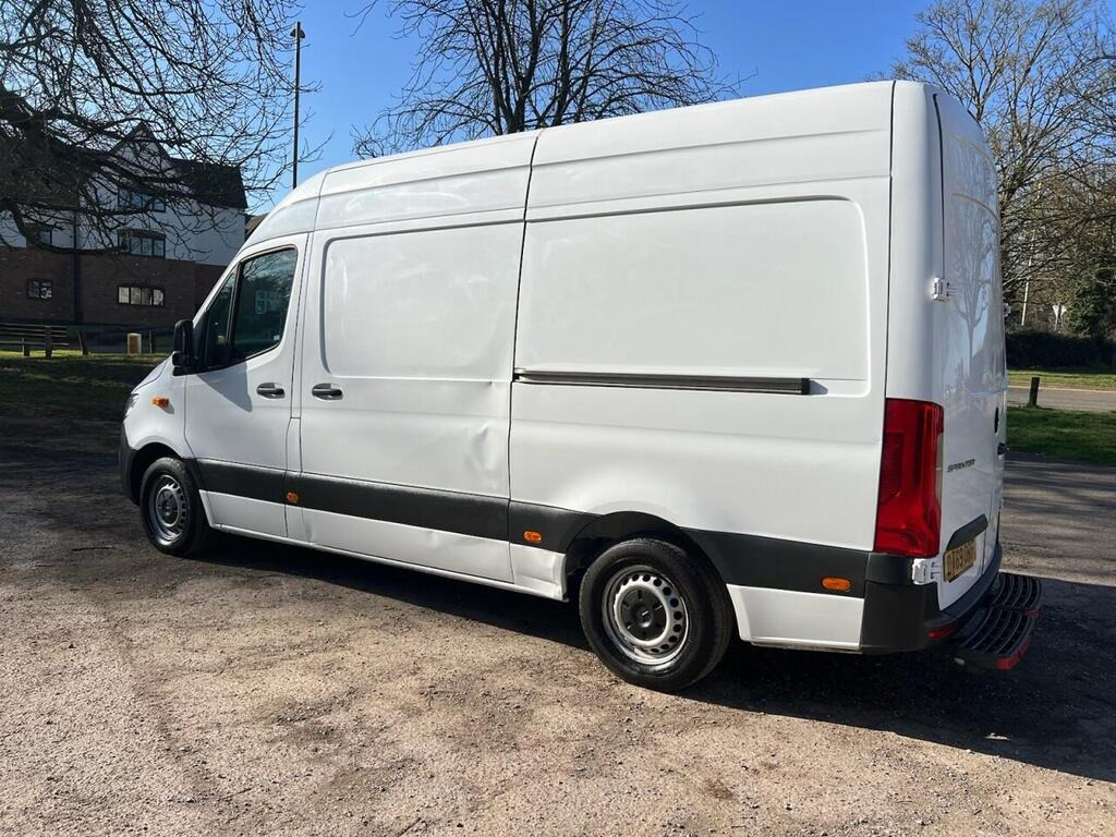 2020 Mercedes-Benz Sprinter 314 CDI L2 H2 Temperature-Controlled Van