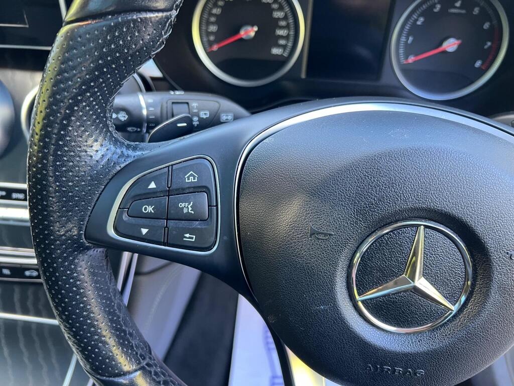 
								2019 Mercedes-Benz GLC 250 Sport (Premium) G-Tronic+ 4MATIC full									