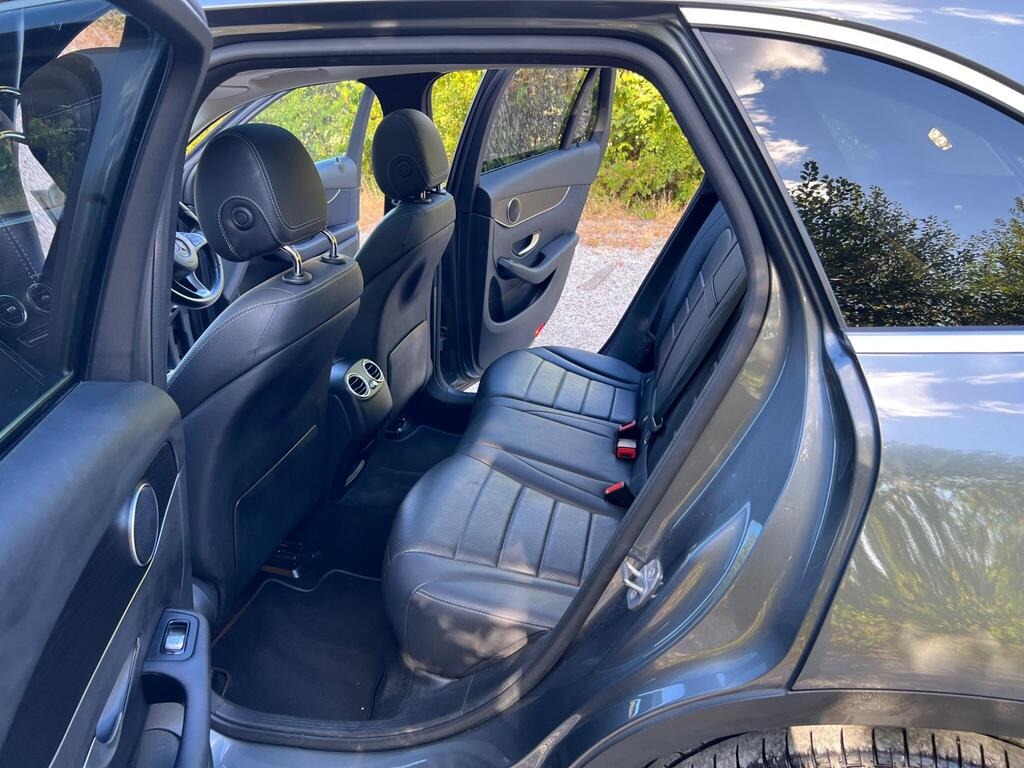 
								2019 Mercedes-Benz GLC 250 Sport (Premium) G-Tronic+ 4MATIC full									