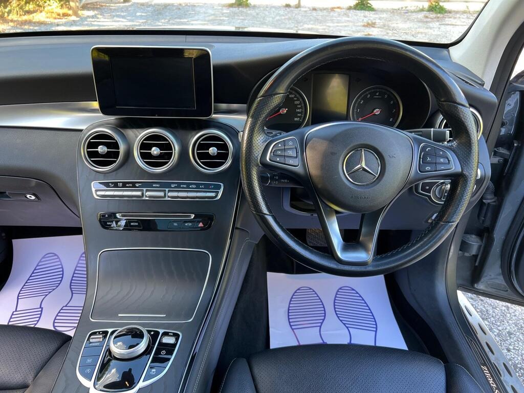 
								2019 Mercedes-Benz GLC 250 Sport (Premium) G-Tronic+ 4MATIC full									