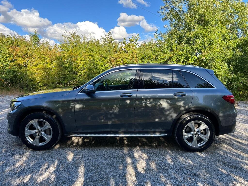 
								2019 Mercedes-Benz GLC 250 Sport (Premium) G-Tronic+ 4MATIC full									