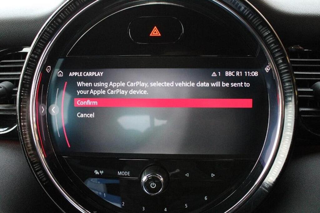 
								2022 MINI Hatch 2.0 Cooper S Sport full									