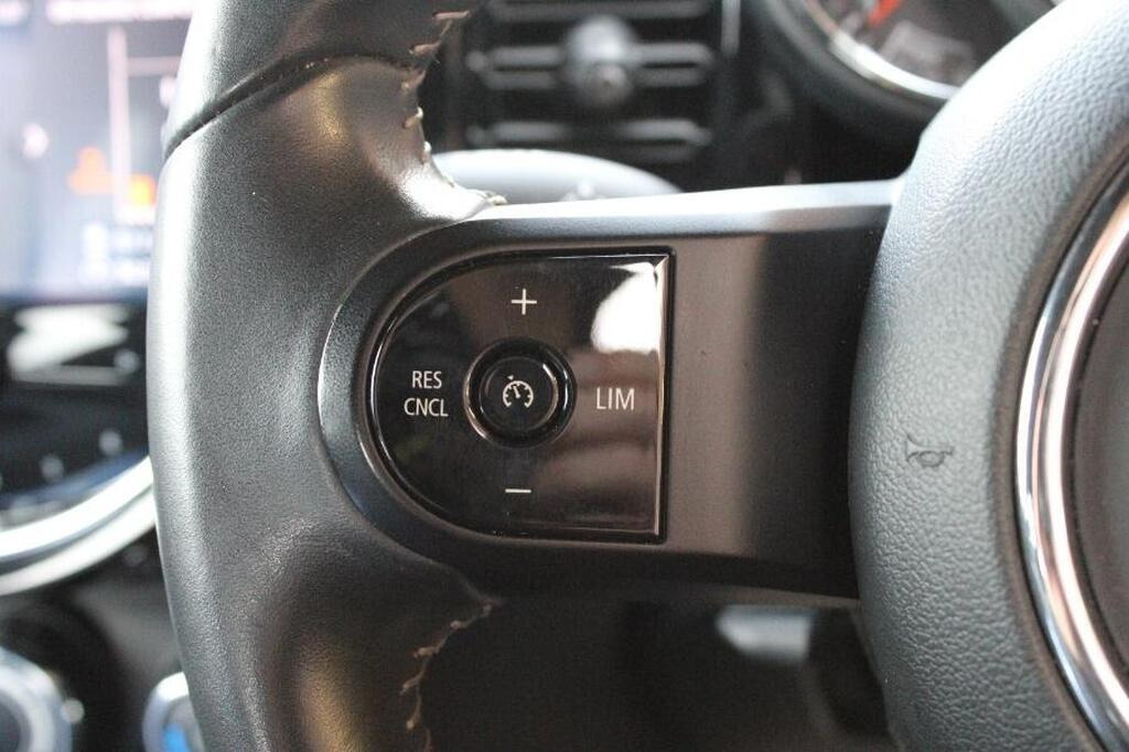 
								2022 MINI Hatch 2.0 Cooper S Sport full									