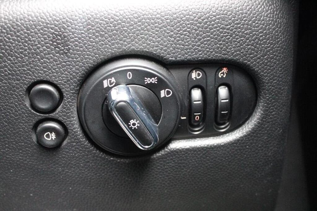 
								2022 MINI Hatch 2.0 Cooper S Sport full									