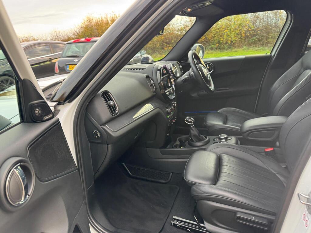 
								2018 MINI Countryman 1.5 Cooper Auto 6Spd ALL4 full									