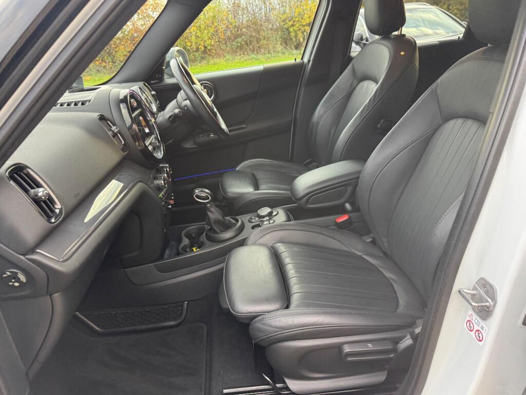 
								2018 MINI Countryman 1.5 Cooper Auto 6Spd ALL4 full									