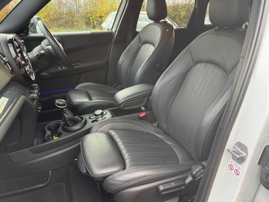 
								2018 MINI Countryman 1.5 Cooper Auto 6Spd ALL4 full									