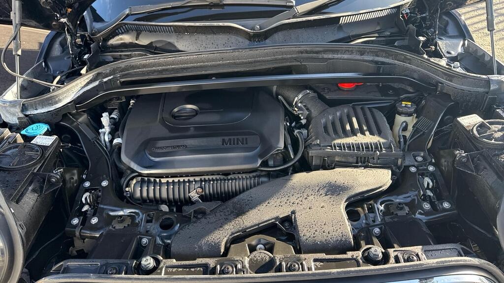 
								2019 MINI Countryman 2.0 Cooper S Sport Steptronic full									