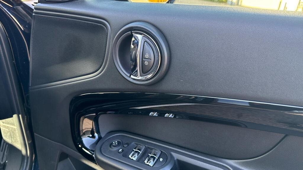 
								2019 MINI Countryman 2.0 Cooper S Sport Steptronic full									