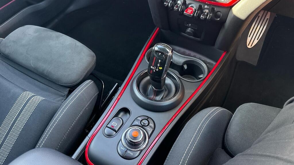 
								2019 MINI Countryman 2.0 Cooper S Sport Steptronic full									