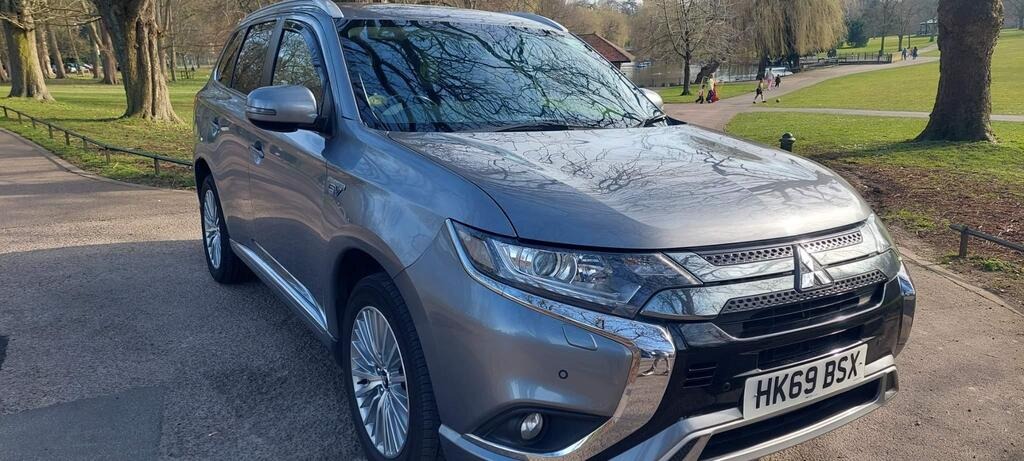 2019 Mitsubishi Outlander 2.4h TwinMotor 13.8kWh Design CVT 4WD