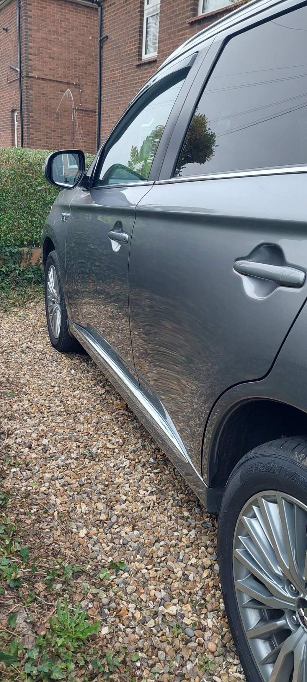 
								2019 Mitsubishi Outlander 2.4h TwinMotor 13.8kWh Design CVT 4WD full									