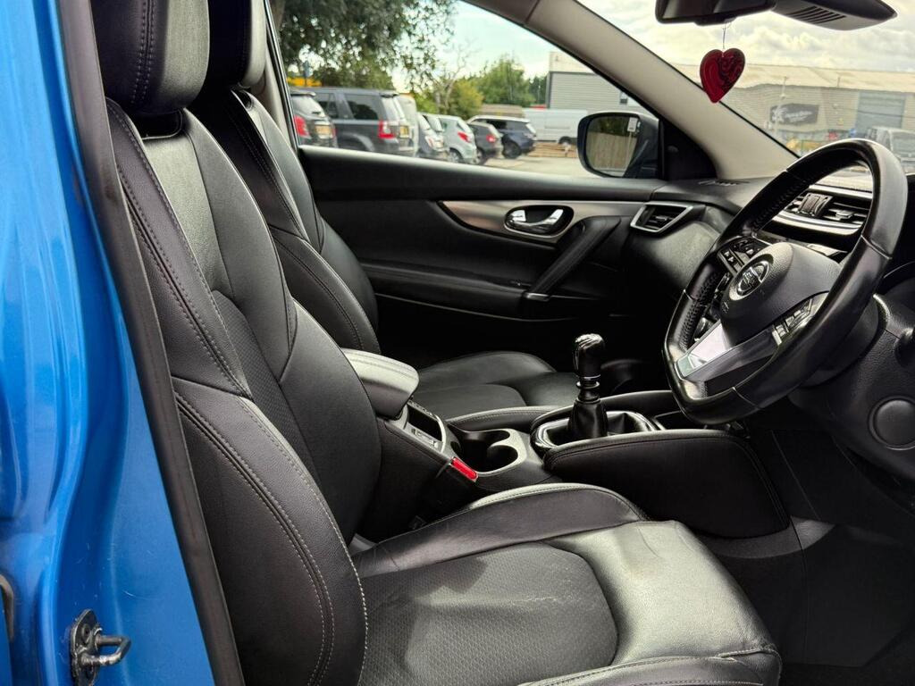 
								2018 Nissan Qashqai 1.2 DIG-T Tekna full									