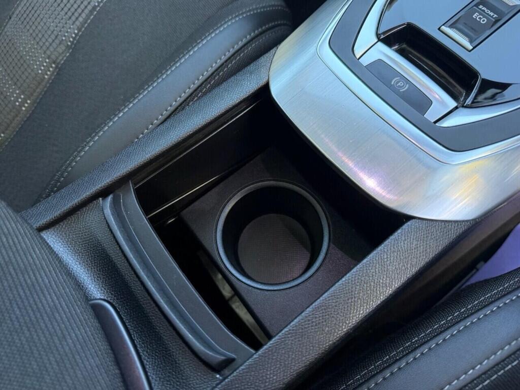 
								2019 Peugeot 308 1.2 PureTech GPF Allure EAT full									