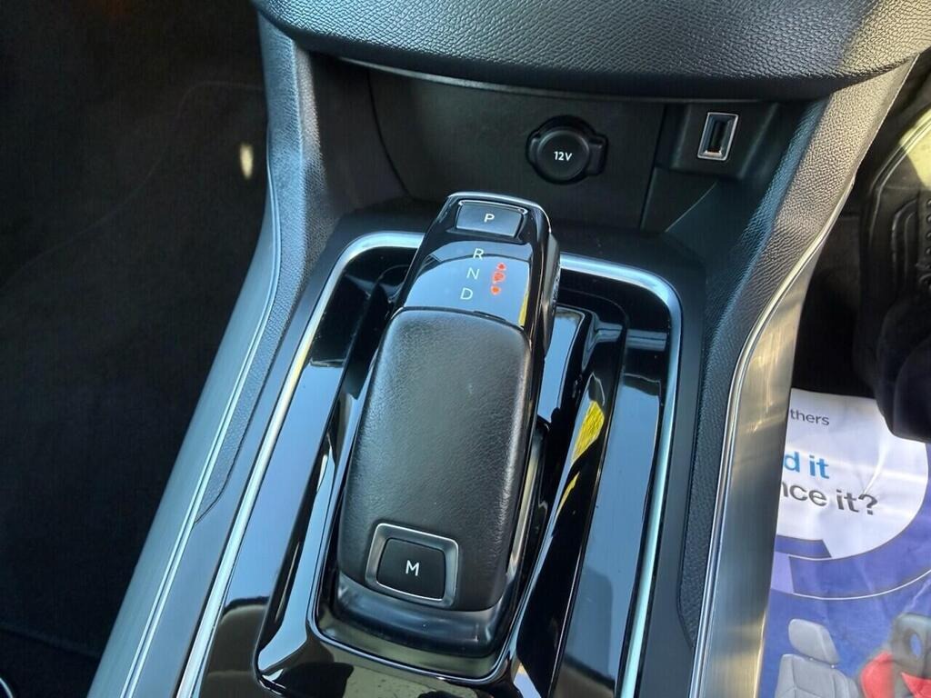 
								2019 Peugeot 308 1.2 PureTech GPF Allure EAT full									