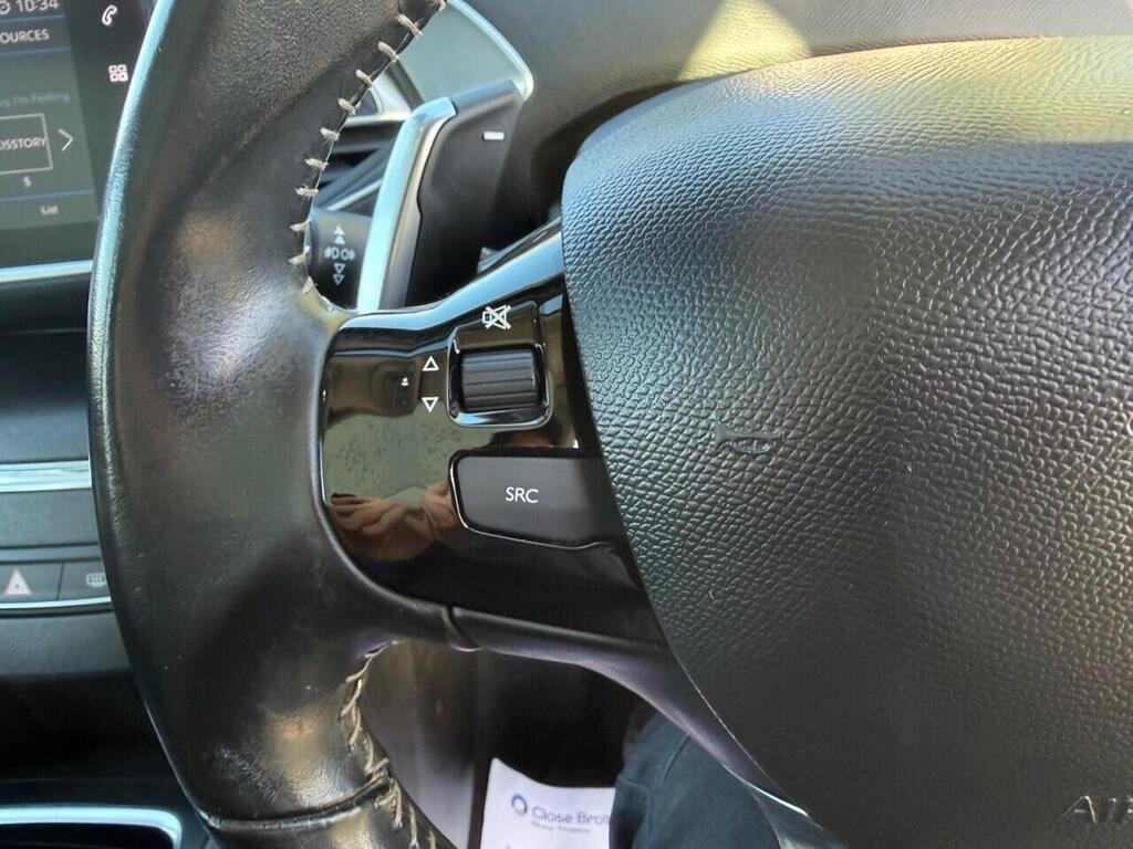 
								2019 Peugeot 308 1.2 PureTech GPF Allure EAT full									