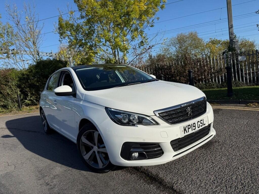 
								2019 Peugeot 308 1.2 PureTech GPF Allure EAT full									