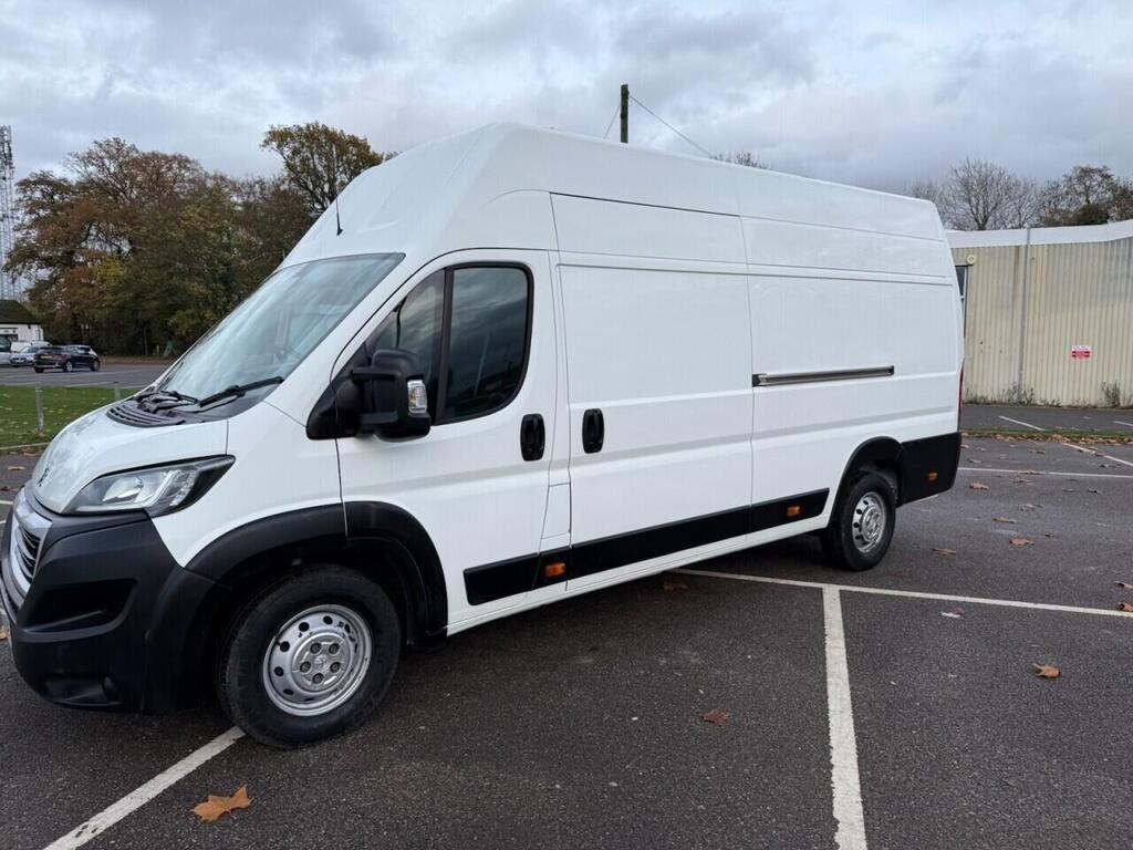 2020 Peugeot Boxer 2.2 BlueHDi 435 Professional L4 H3