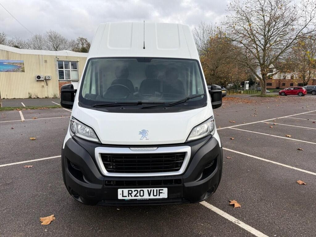 
								2020 Peugeot Boxer 2.2 BlueHDi 435 Professional L4 H3 full									