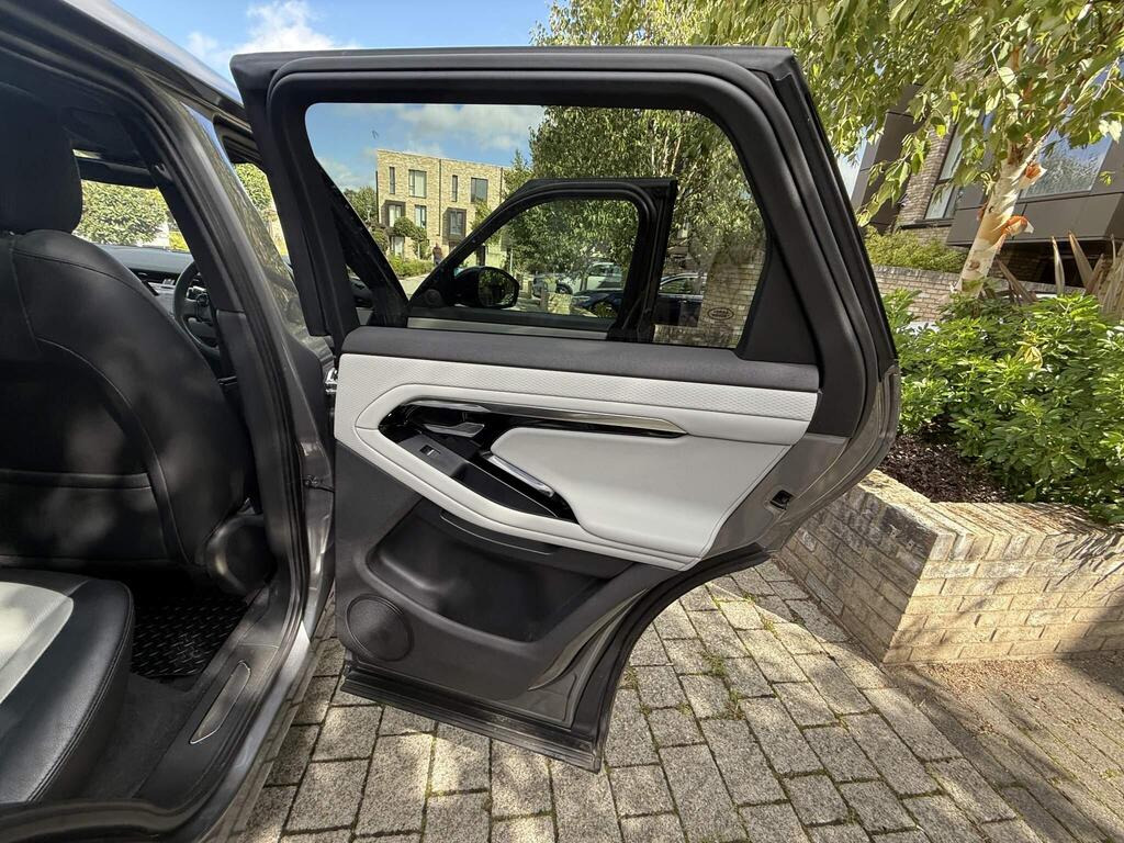 
								2020 Land Rover Range Rover Evoque 2.0 P200 MHEV R-Dynamic S Auto 4WD full									