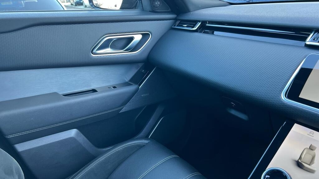 
								2023 Land Rover Range Rover Velar 2.0 D200 MHEV full									