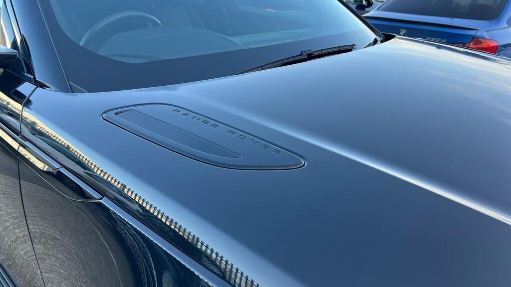 
								2023 Land Rover Range Rover Velar 2.0 D200 MHEV full									