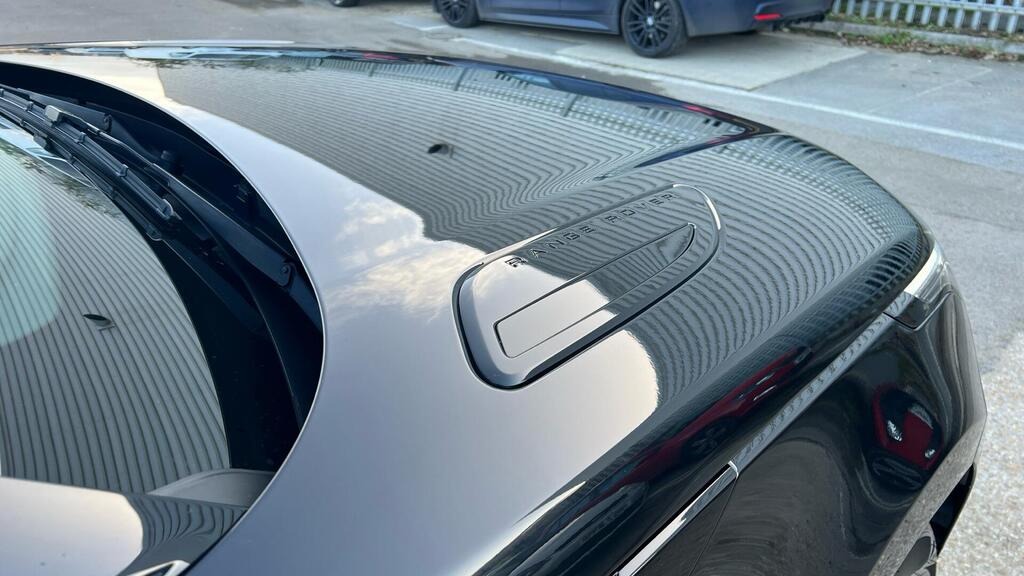 
								2023 Land Rover Range Rover Velar 2.0 D200 MHEV full									