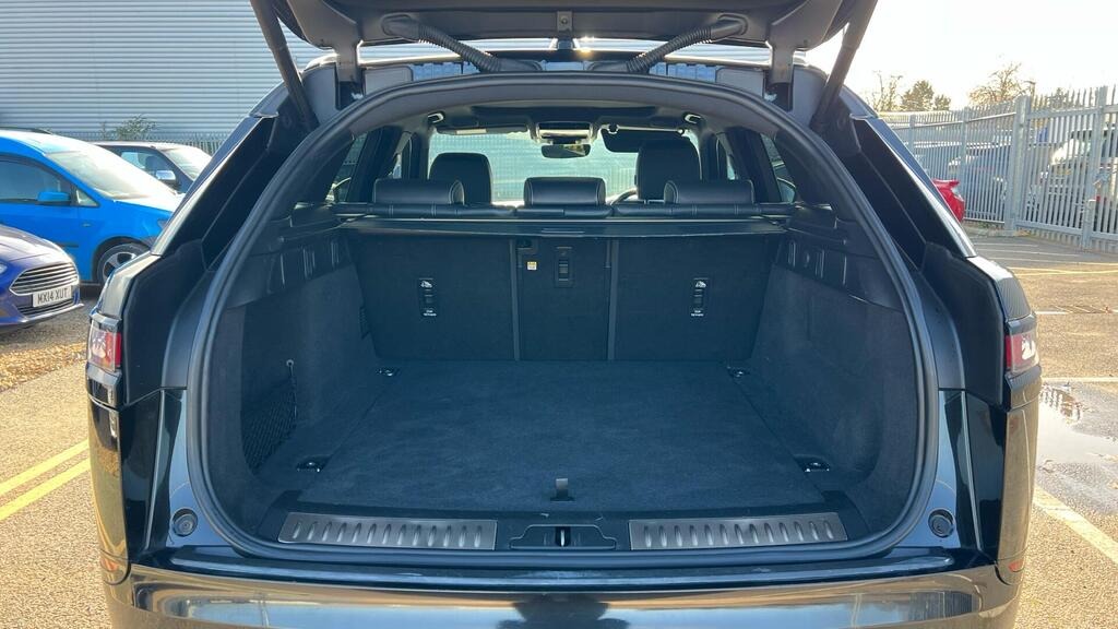 
								2023 Land Rover Range Rover Velar 2.0 D200 MHEV full									