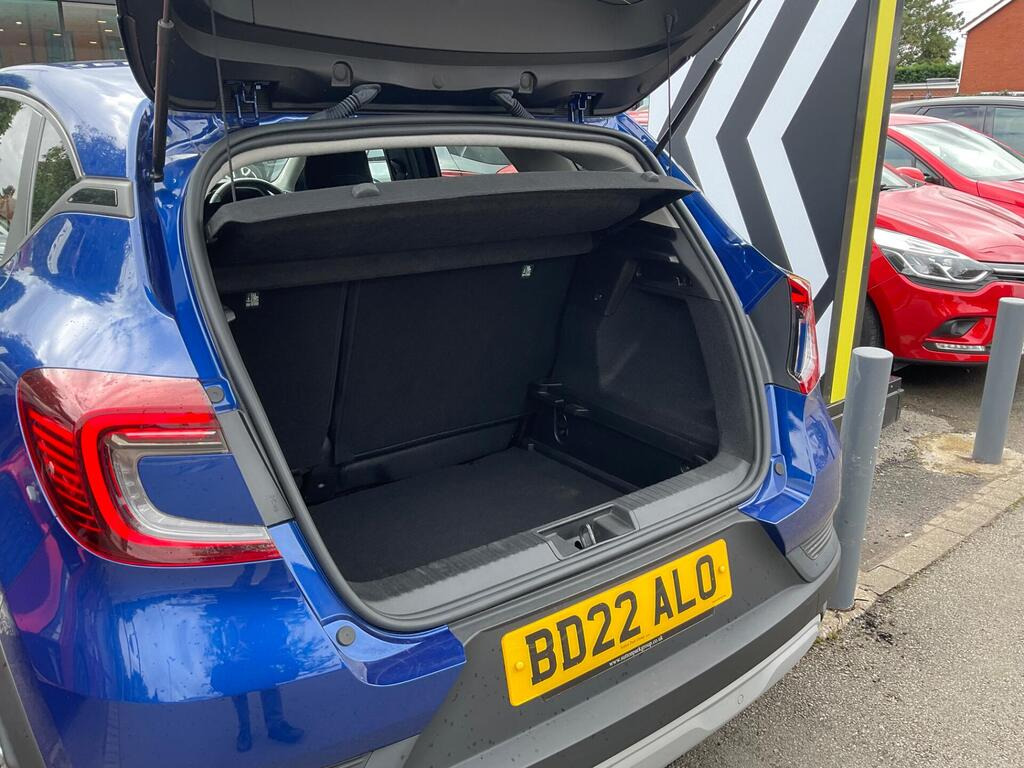 
								2022 Renault Captur 1.0 TCe Iconic Edition full									