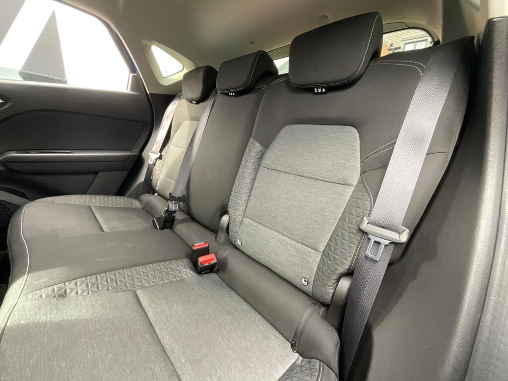 
								2022 Renault Captur 1.0 TCe Iconic Edition full									