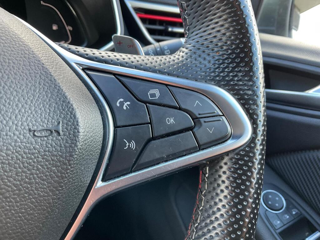 
								2020 Renault Clio 1.3 TCe RS Line EDC full									