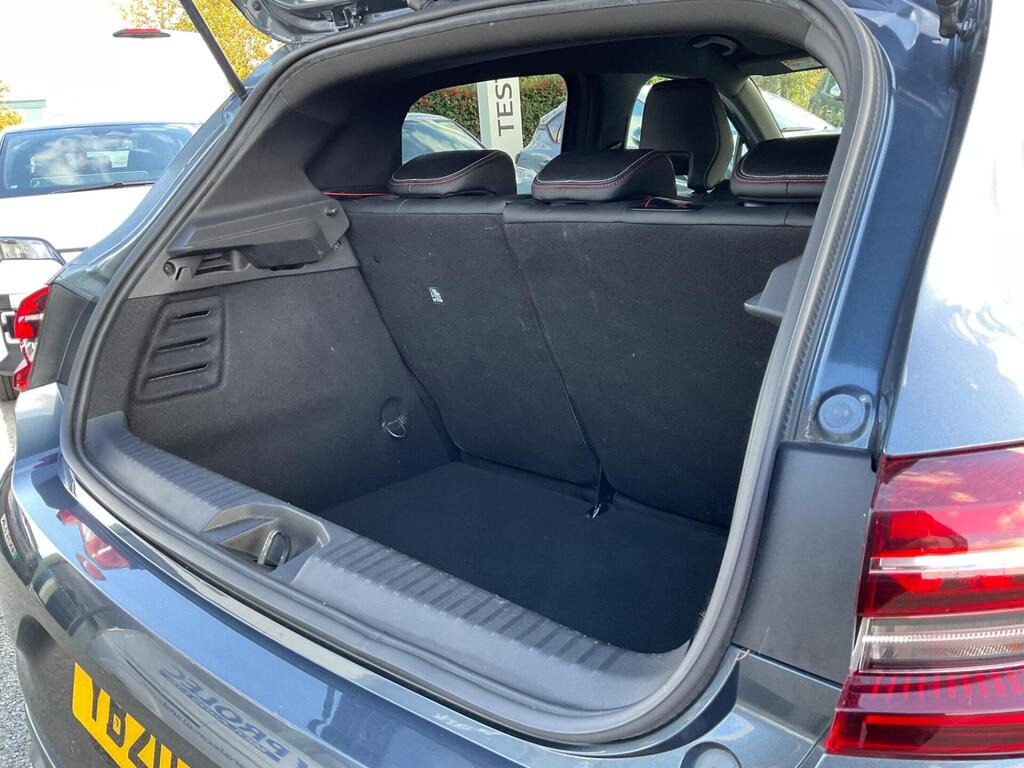 
								2020 Renault Clio 1.3 TCe RS Line EDC full									