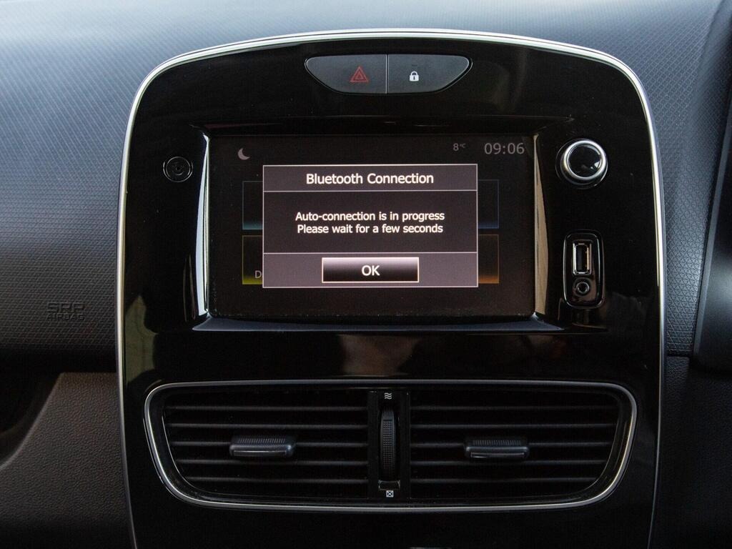 
								2019 Renault Clio 0.9 TCe Iconic full									