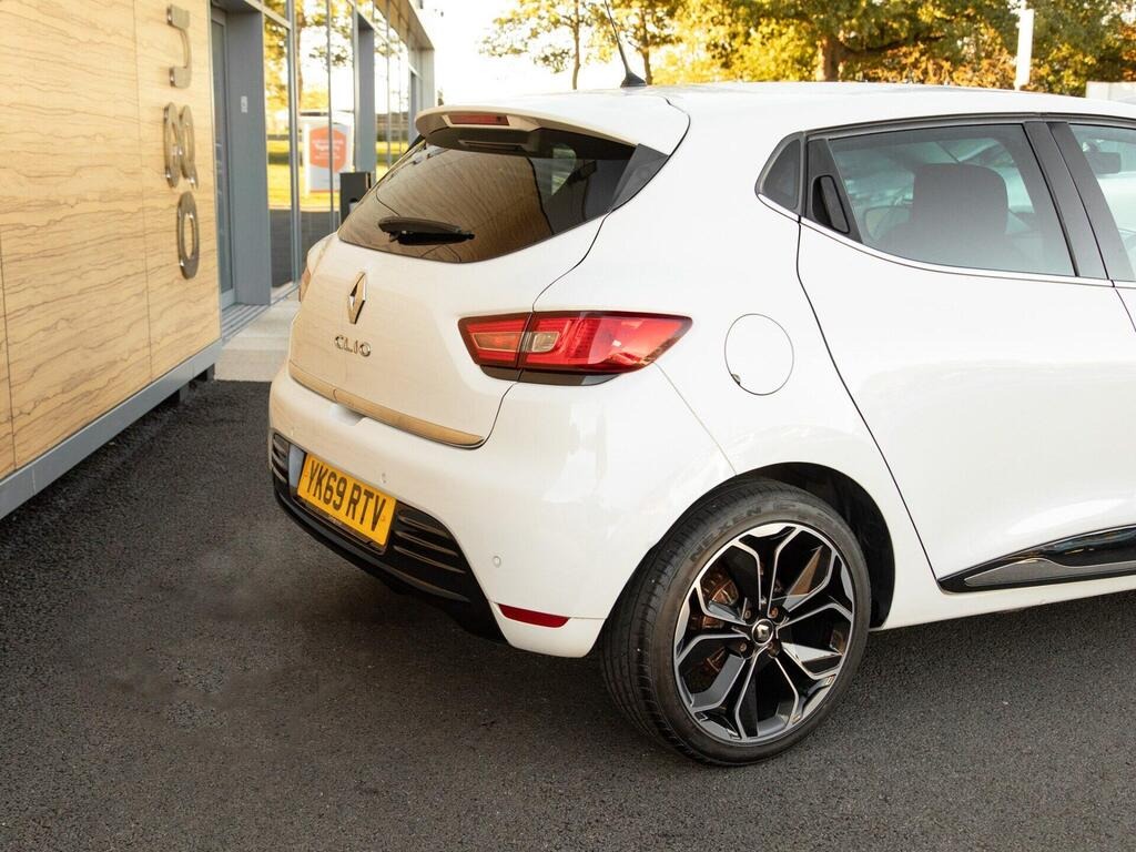 
								2019 Renault Clio 0.9 TCe Iconic full									