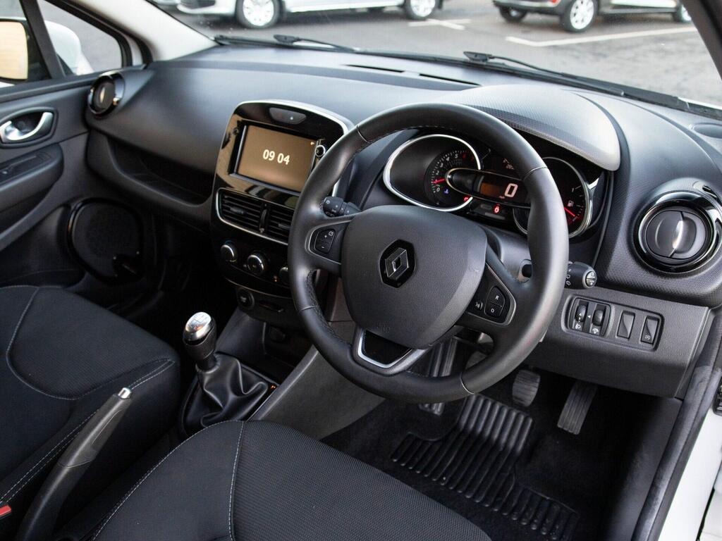 
								2019 Renault Clio 0.9 TCe Iconic full									