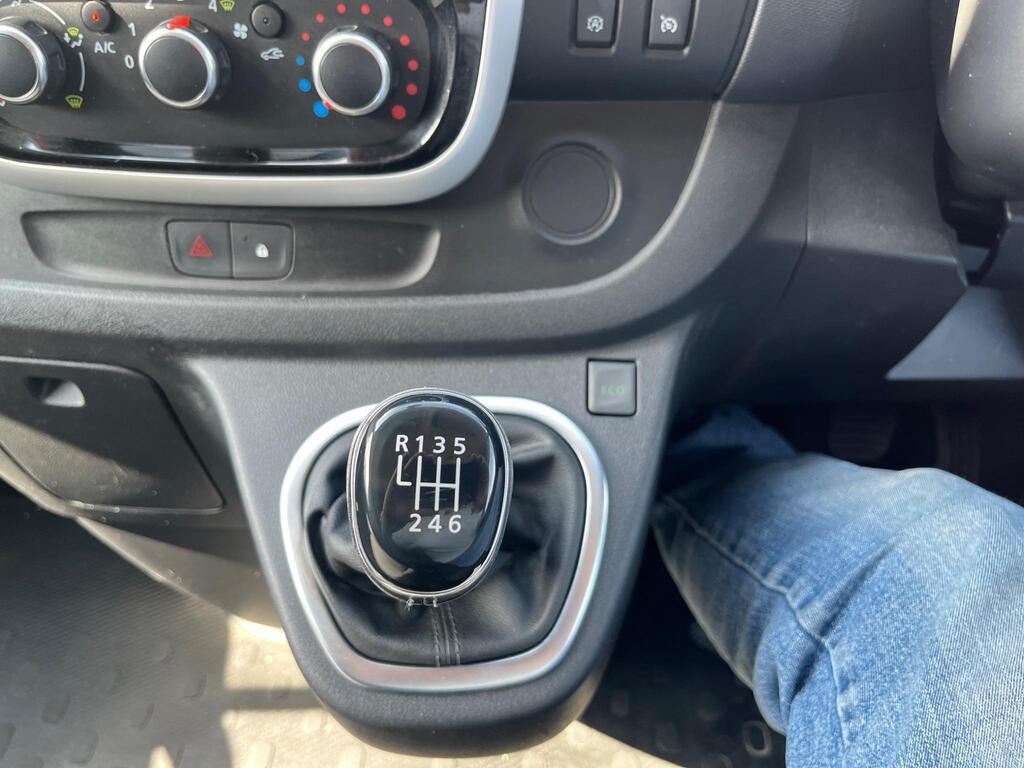 
								2020 Renault Trafic 2.0 dCi ENERGY 28 Sport SWB Standard Roof full									