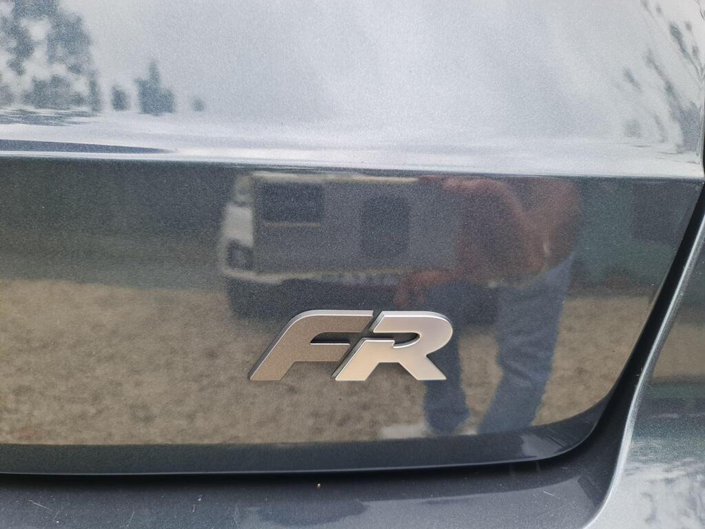 
								2023 SEAT Arona 1.0 TSI FR Edition full									