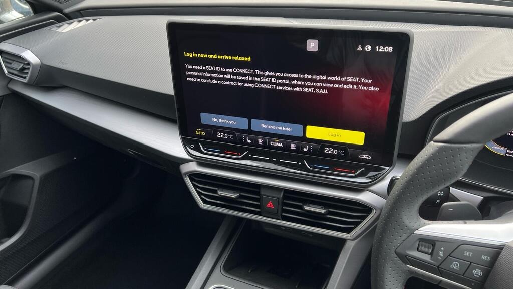 
								2025 SEAT Leon 1.5 eTSI MHEV FR Sport DSG full									