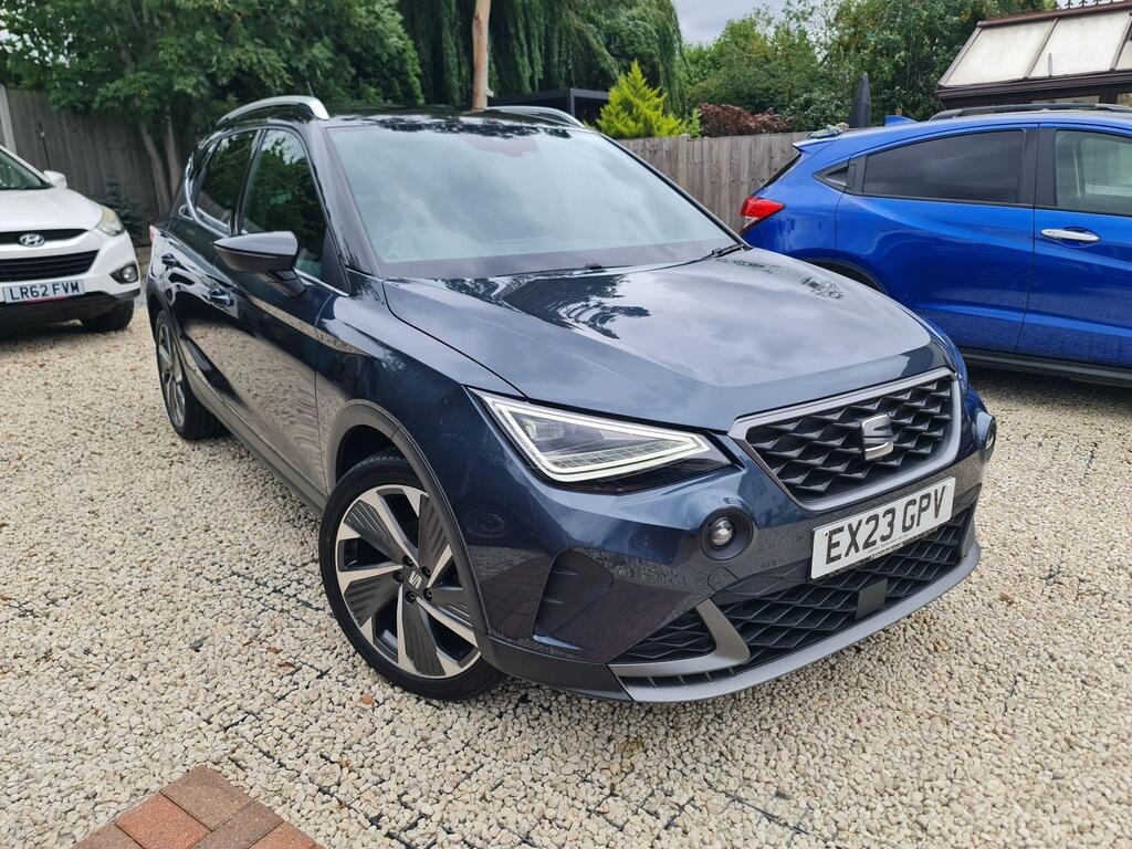 
								2023 SEAT Arona 1.0 TSI FR Edition full									