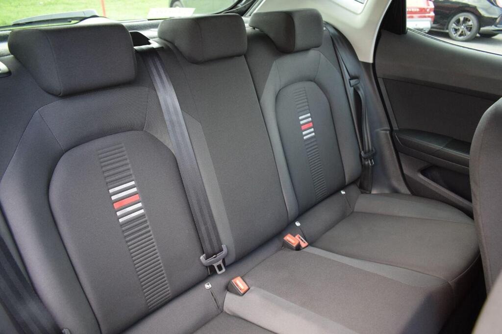 
								2019 SEAT Ibiza 1.0 TSI FR full									