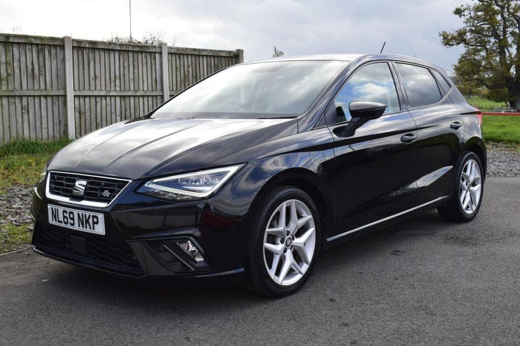 
								2019 SEAT Ibiza 1.0 TSI FR full									