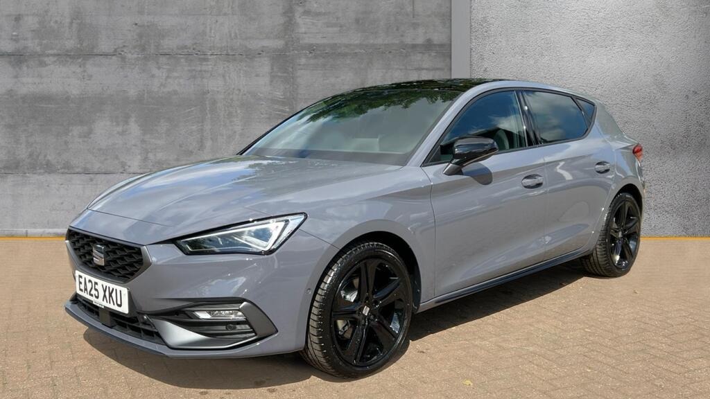 2025 SEAT Leon 1.5 TSI FR Black Edition