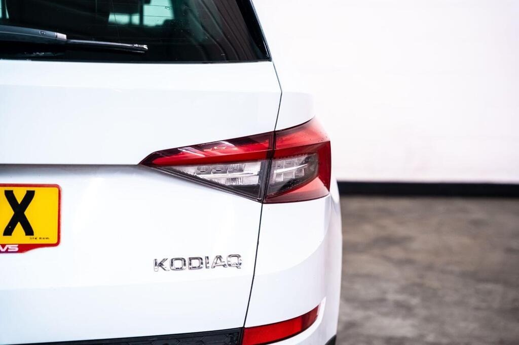 
								2017 Skoda Kodiaq 1.4 TSI ACT SE L DSG full									