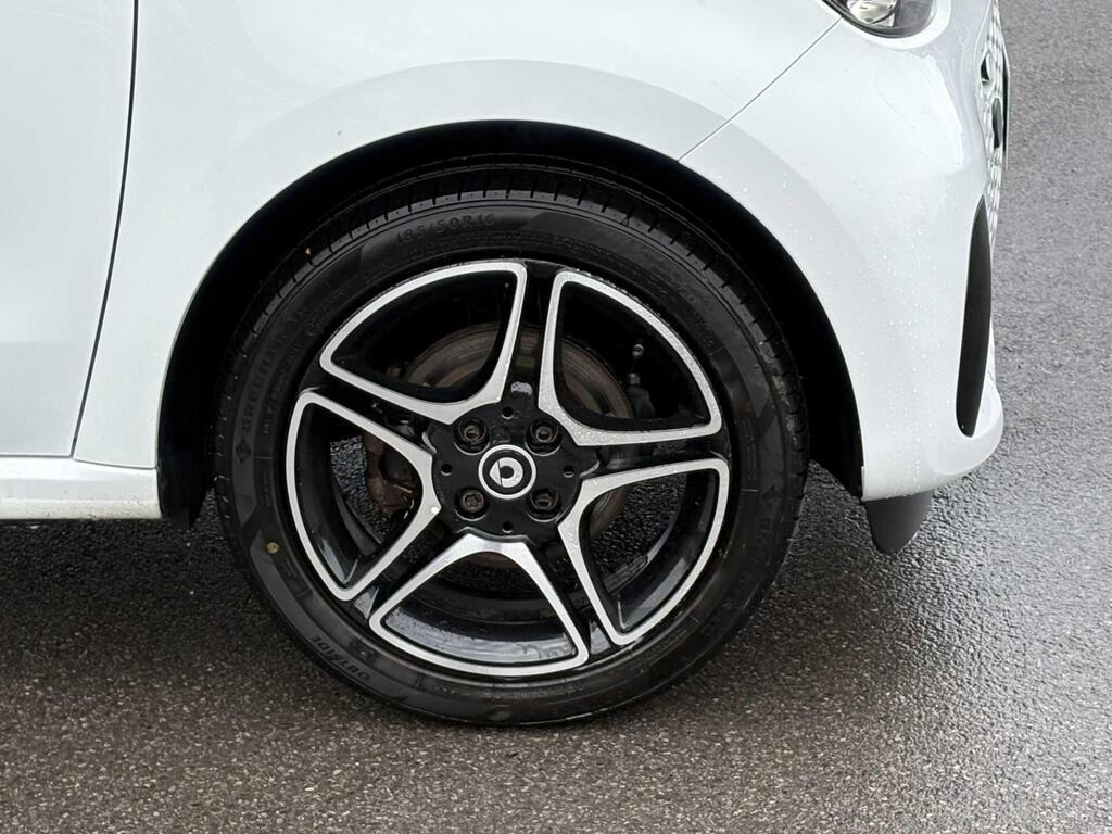 
								2021 Smart Forfour 17.6kWh Premium Auto 5dr (22kW Charger) full									