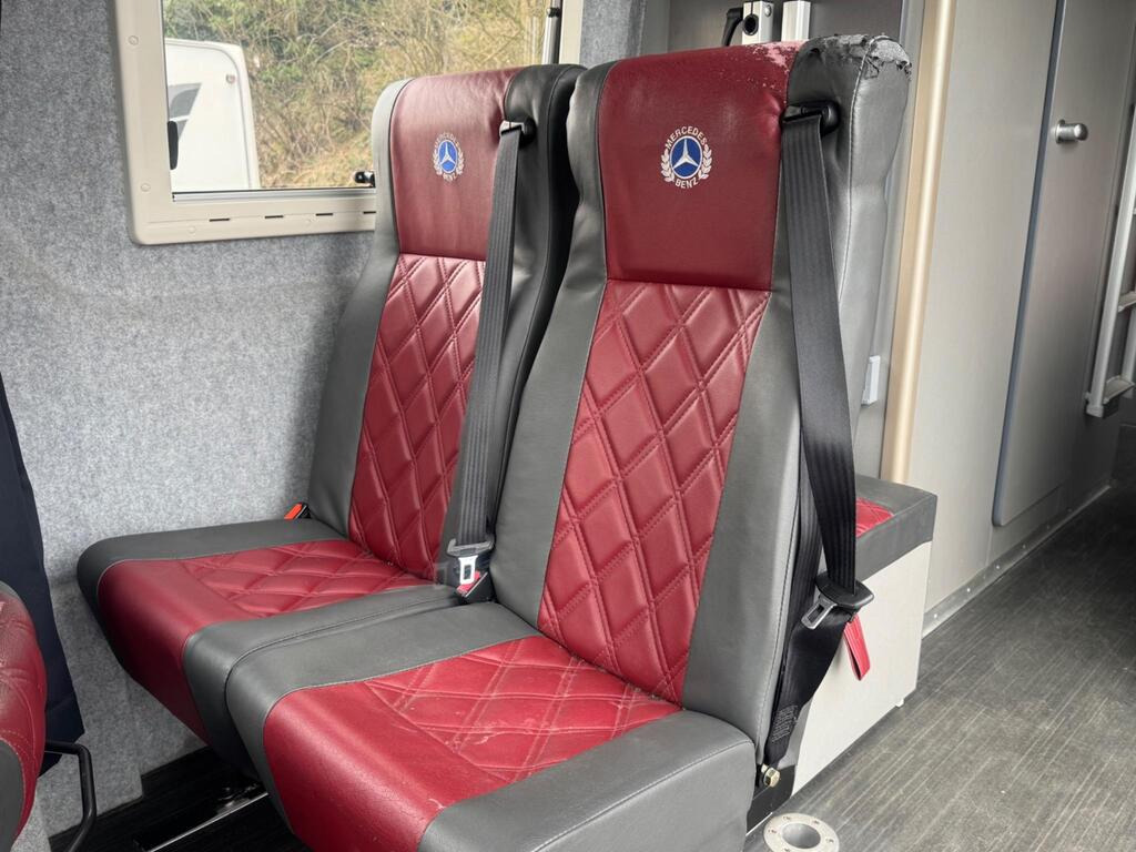 
								2014 Mercedes-Benz Sprinter Professional Conversion 2.1 full									