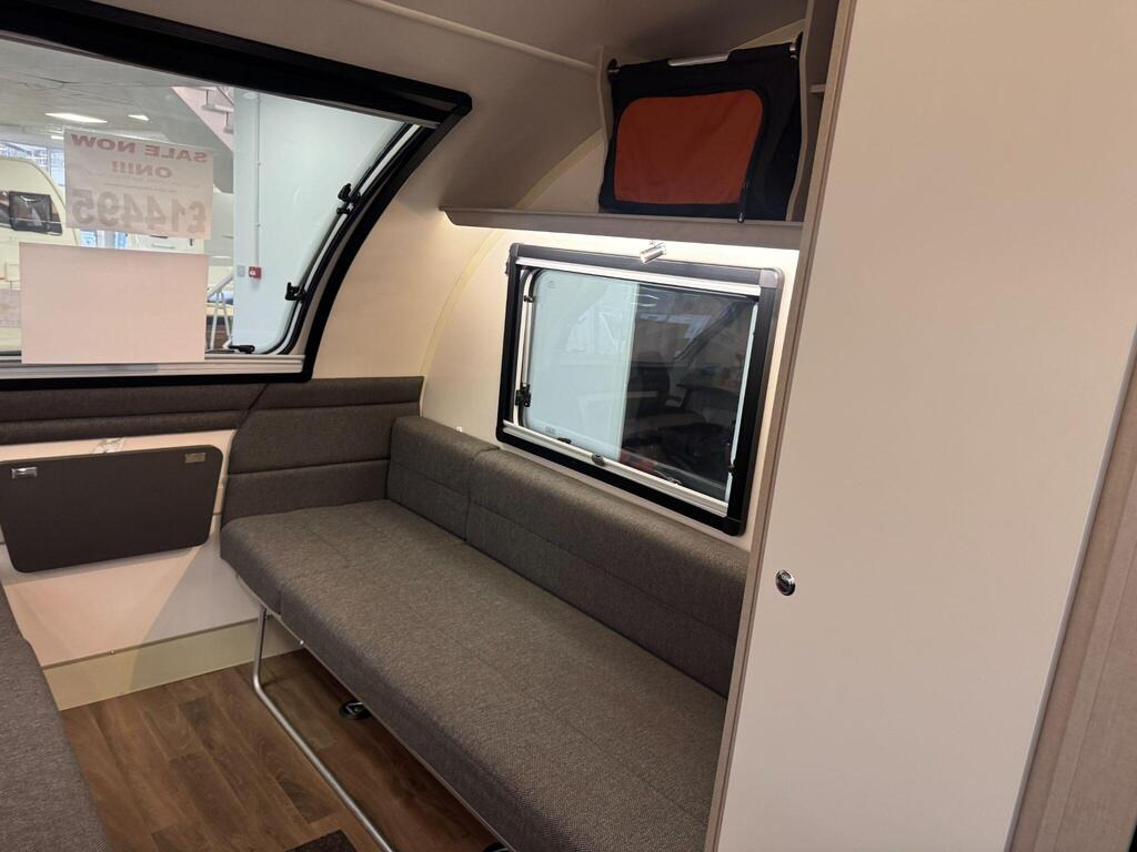 
								2018 Swift Basecamp 2 full									