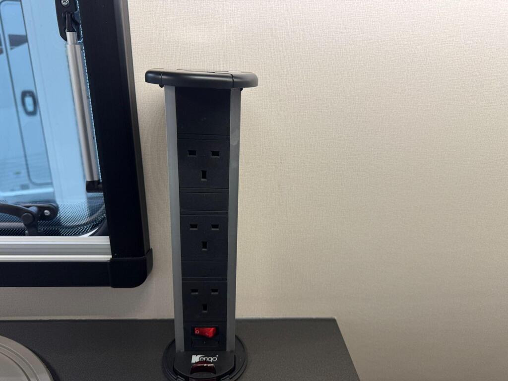 
								2018 Swift Basecamp 2 full									