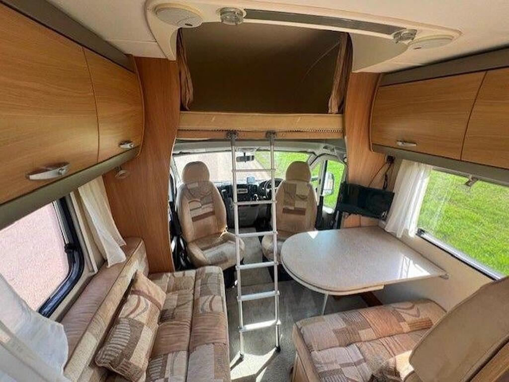 
								2008 Swift Voyager 685 FB6spd Manual 2.3 full									