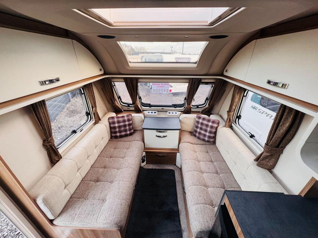 
								2020 Swift Sprite Major 4 EB Sunrise 560 full									